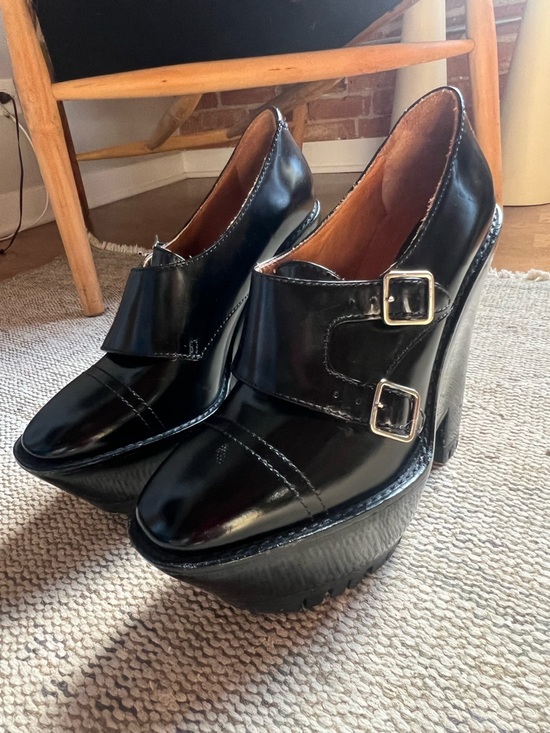 Burberry Prorsum Black Leather Platform Heels w/ Buckle | Chunky Lug Sole main image 9